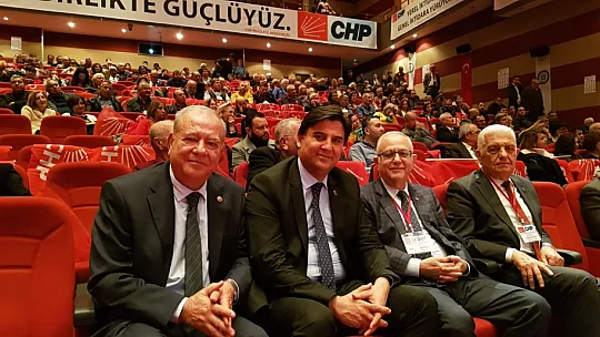 CHP'de Adem Zeybekoğlu Yeniden İl Başkanı Seçildi