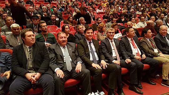 CHP'de Adem Zeybekoğlu Yeniden İl Başkanı Seçildi