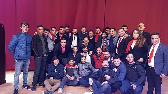 CHP Gençlik kolları başkanlığına Oğuzhan Çoban seçildi