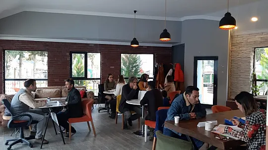 Birey Okullarından Rehberlik ve Veli Bilgilendirme Toplantısı