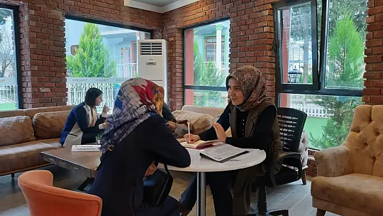 Birey Okullarından Rehberlik ve Veli Bilgilendirme Toplantısı