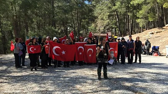 Tabiat Kadınlarından Anlamlı Yürüyüş