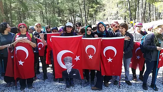 Tabiat Kadınlarından Anlamlı Yürüyüş