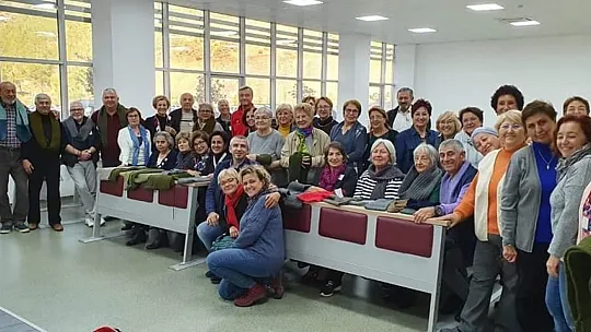 Tazelenme Üniversitesi öğrencilerinden Atatürk Oratoryosu