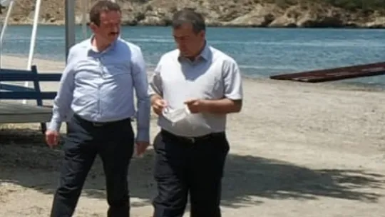 Kaymakam Şahiner ve AK Parti İlçe Başkanı Turgay Öztürk koyda inceleme yaptı