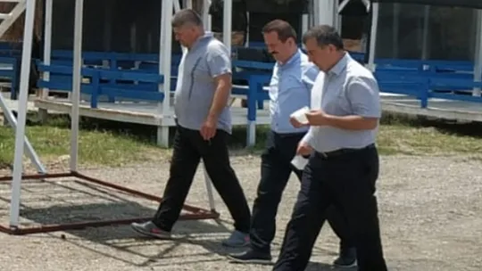 Kaymakam Şahiner ve AK Parti İlçe Başkanı Turgay Öztürk koyda inceleme yaptı