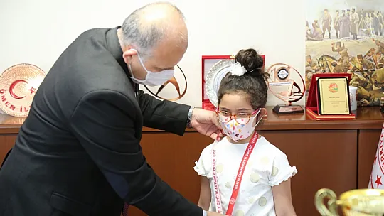 Birinciler ödülünü aldı