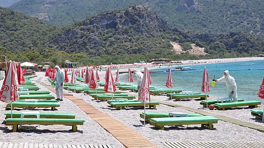 MUÇEV PLAJLARI BÜYÜK İLGİ ÇEKİYOR