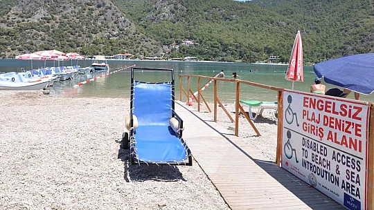 MUÇEV PLAJLARI BÜYÜK İLGİ ÇEKİYOR