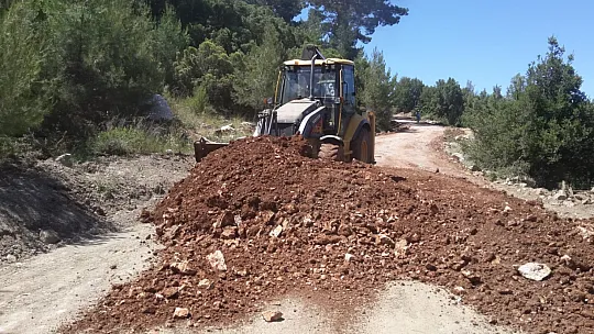 Stabilize yol çalışmaları devam ediyor