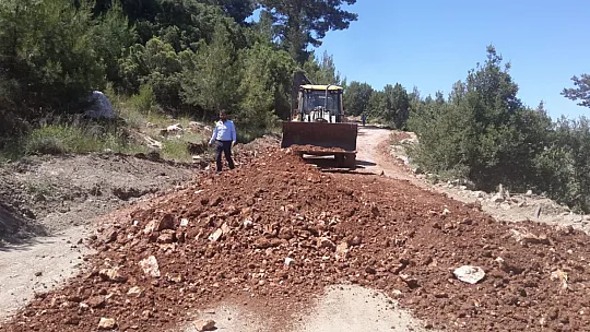 Stabilize yol çalışmaları devam ediyor