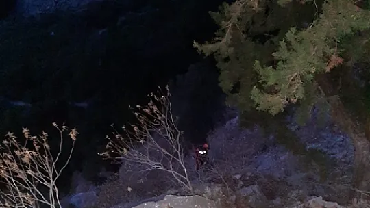 AKUT ve JAK ekibi tatilciyi kurtardı