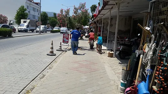 KÜÇÜK MUCİDİN ESERİ İLGİ ÇEKİYOR 