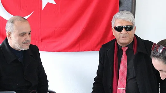Özdemir, 'Ücretsiz ulaşım hakkımız engellenmektedir'