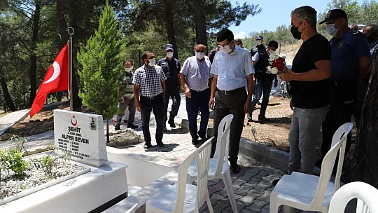 SEYDİKEMER'DE ŞEHİDE SAYGI ZİYARETİ