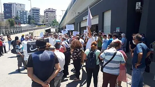 'Hukuka aykırı olarak askıya alınmıştır'