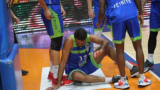 Erick Neal Beşkaza'dan vazgeçemedi    