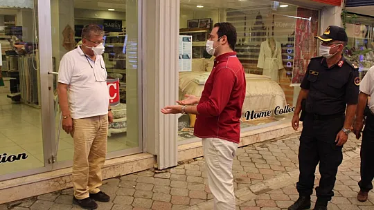 Fethiye'de maske ve sosyal mesafe denetimi