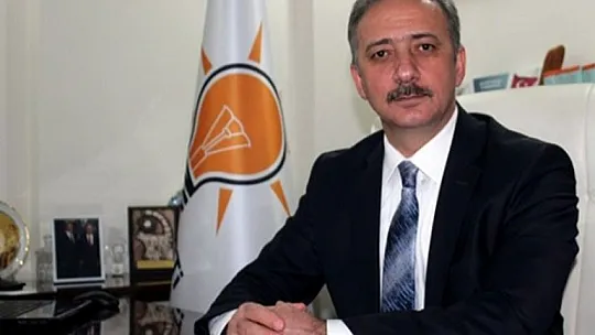 Büyükşehir Belediye Meclisinde Taşlar Yerinden Oynadı