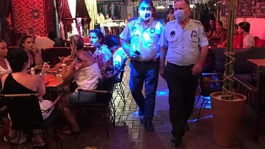 PASPATUR'DAKİ İÇKİLİ CAFELERE DEVAM