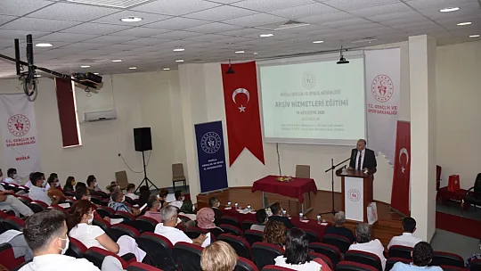 Arşiv hizmetleri eğitimi verildi