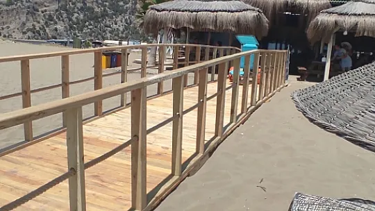 MUÇEV, İZTUZU'NDA DA ENGELSİZ PLAJ GERÇEKLEŞTİRDİ