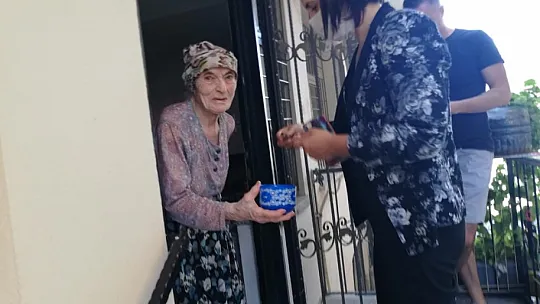 ŞEHİT AİLELERİNE ZİYARETLERDE BULUNDULAR