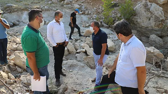 SEYDİKEMER'DE TARİHİ SARNIÇLAR VE HANLAR İNCELENDİ