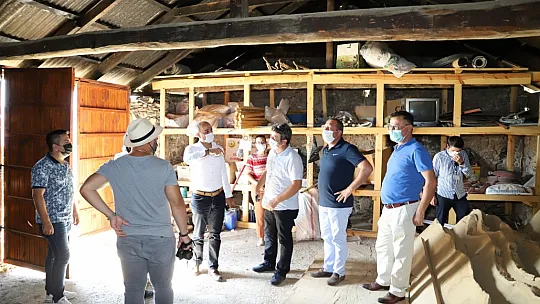 SEYDİKEMER'DE TARİHİ SARNIÇLAR VE HANLAR İNCELENDİ