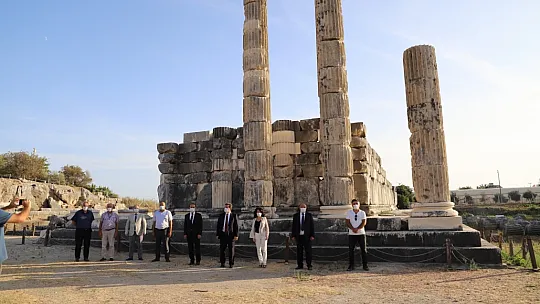 MUĞLA VALİSİ SEYDİKEMER'E HAYRAN KALDI