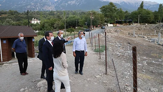 MUĞLA VALİSİ SEYDİKEMER'E HAYRAN KALDI