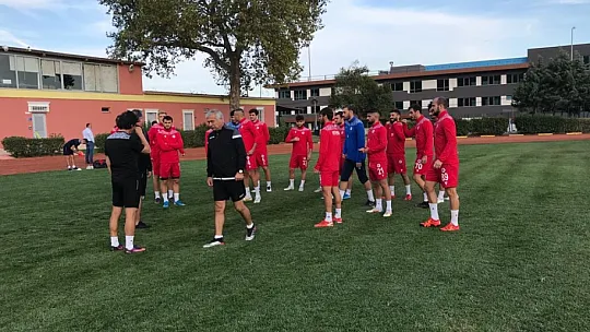FETHİYESPOR'U TEKİRDAĞSPOR BAŞKANI KARŞILADI