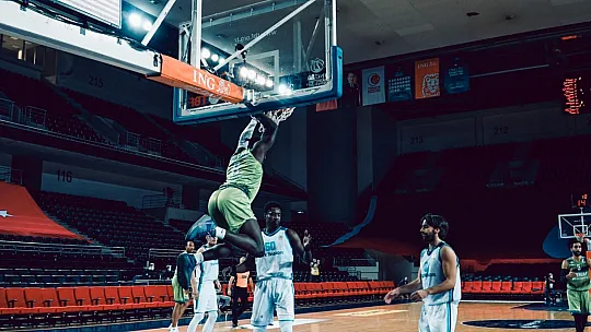 LH Fethiye Belediyespor Türk Telekom'a mağlup oldu 87-75