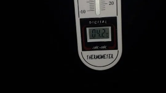 Fethiye'de seracılar don nöbetinde