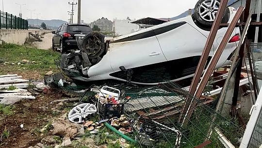 Takla atan otomobilden sağ çıktı