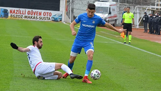 Şimşekler, galibiyeti kaçırdı 1-1