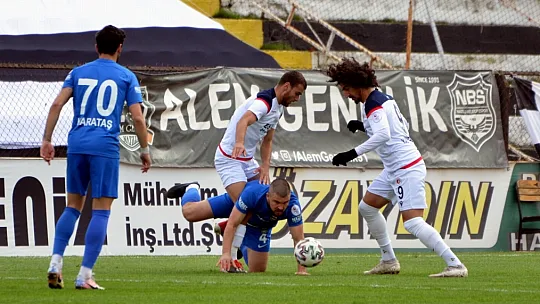 Şimşekler, galibiyeti kaçırdı 1-1