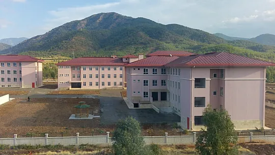 Mesleki Teknik Anadolu Lisesi yeni binasında