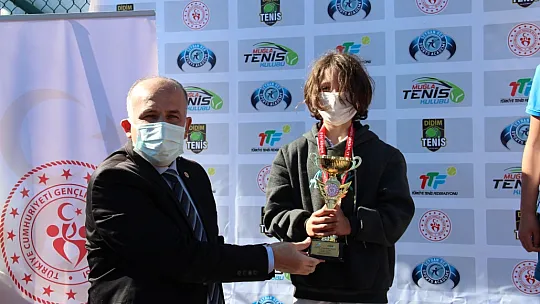 Muğla'da Tenis Turnuvası düzenlendi