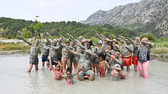 Uysal, 'Seyahat acentelerine özel destek şart'