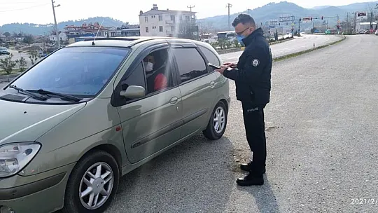 Seydikemer'de kısıtlamaya uymayanlara ceza yağdı