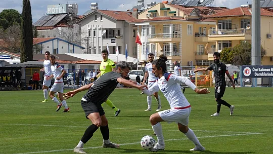 Fethiyespor zirve takibini bırakmıyor 3-0