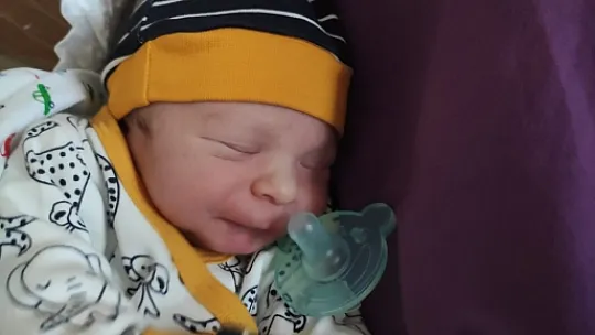 Çiçeği burnunda ilçe başkanı 3. kez baba oldu