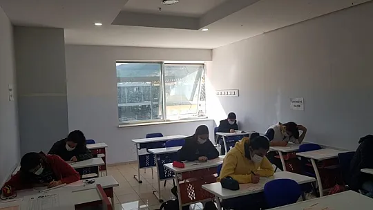 Birey Eğitim Kurumları bursluluk sınavları yapıldı 