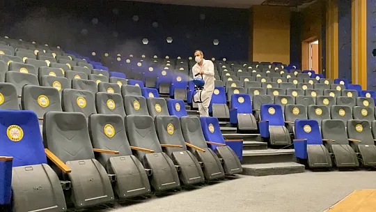 Bodrum Belediyesi Şehir Tiyatrosu perdelerini açıyor