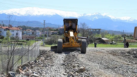 Seydikemer'de imar yolları açılıyor