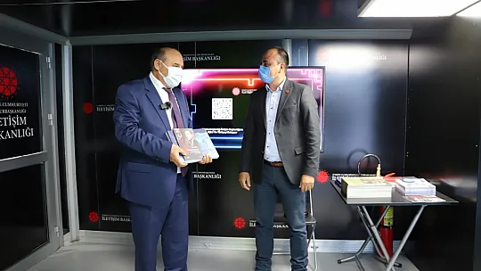 Başkan Otgöz, Dijital Tır'ı ziyaret etti