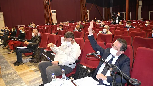 Pazarcıların işgaliye ücretleri düşürülmedi