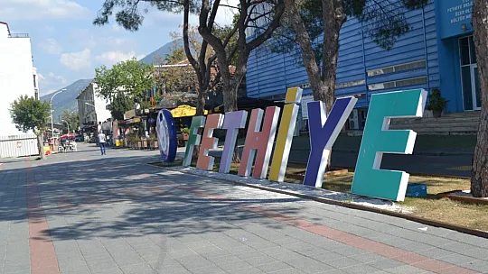 Fethiye sokakları sessizliğe büründü 