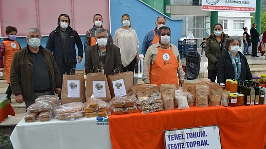 Hayırseverler ve ihtiyaç sahipleri arasında köprü oldular 